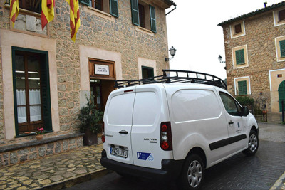 L'Ajuntament de Deià ha adquirit un vehicle 100% elèctric per a la brigada de manteniment